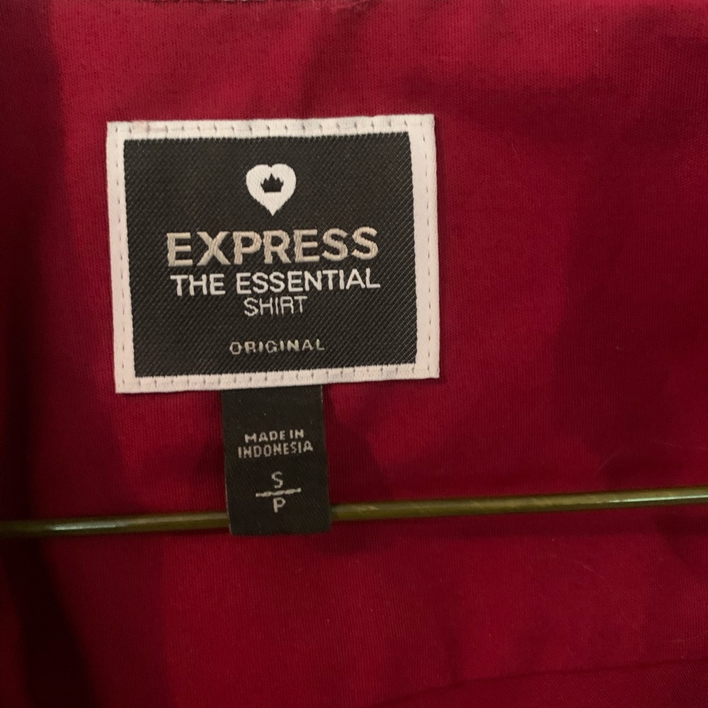 Express the Essential Shirt